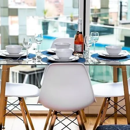 Pluxa Azure Cubic - Azure Cityview, Corporate Welcome Birmingham